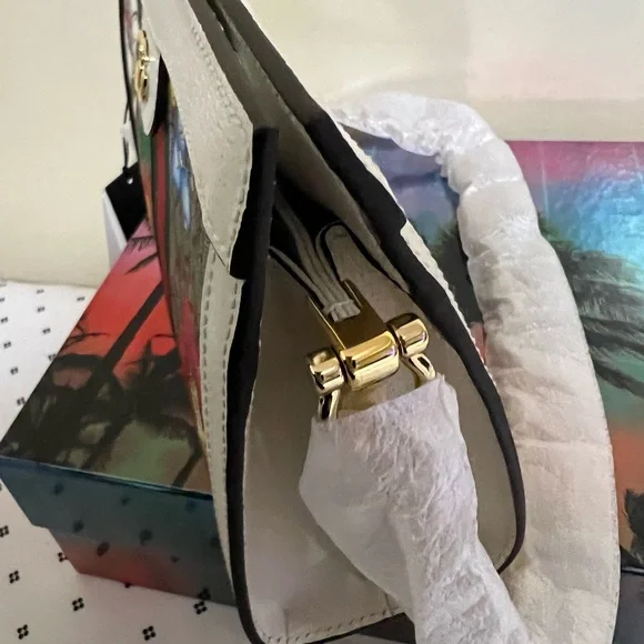 ‼️SOLD‼️ Authentic Gucci Flora Chain Shoulder Bag - Picture 14 of 14